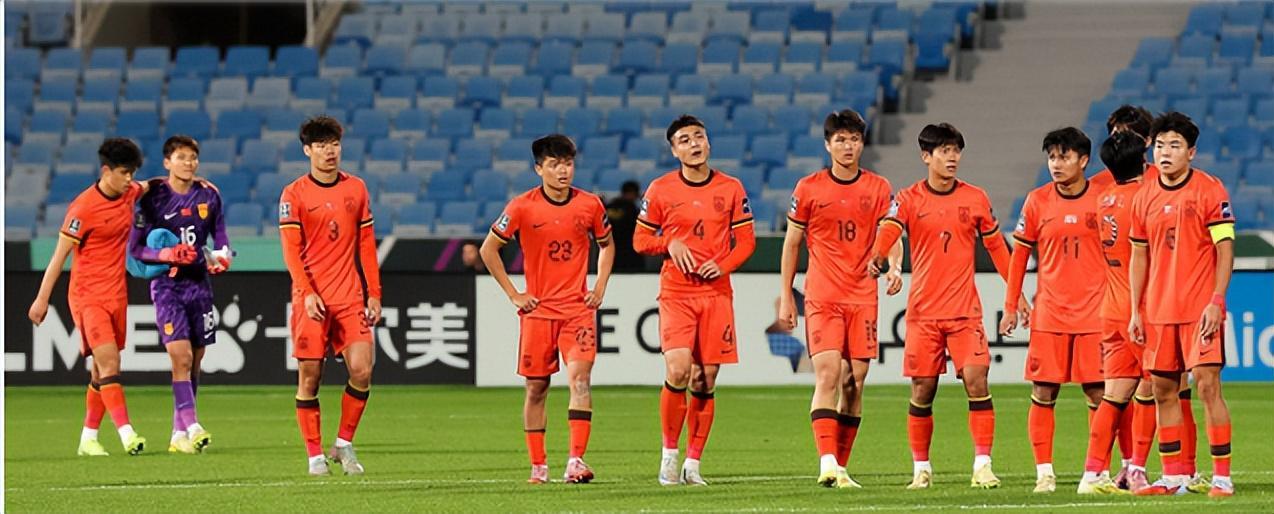 皇冠体育app-决战乌兹别克前，U23国足先迎来一个坏消息，取胜希望大大降低